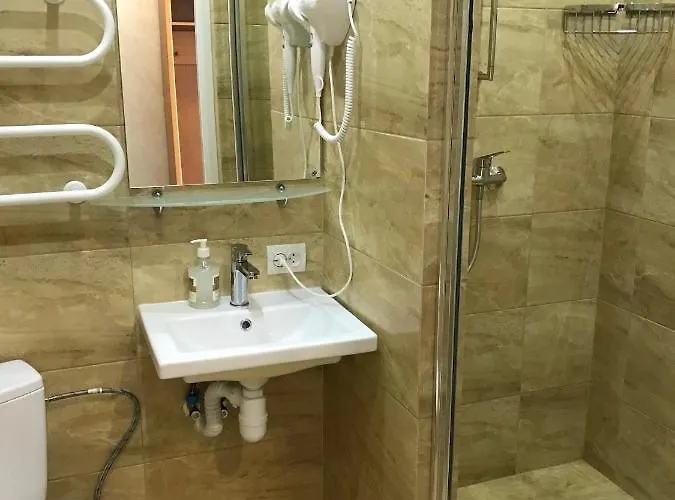 вікторія Hotell Volovets